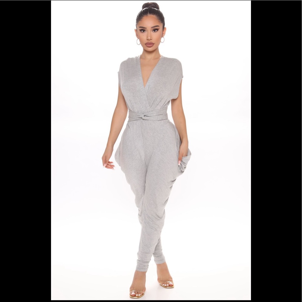 Fashion nova L heathergrey jumpsuit